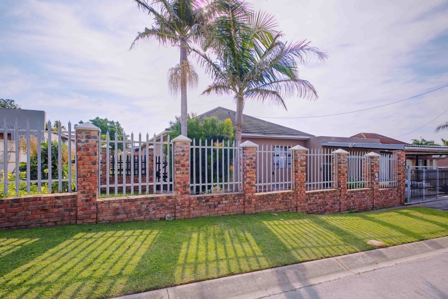 3 Bedroom Property for Sale in Heuwelkruin Eastern Cape